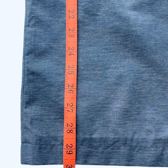 Dolce & Gabbana Pencil Skirt Back slit - Picture 9 of 11